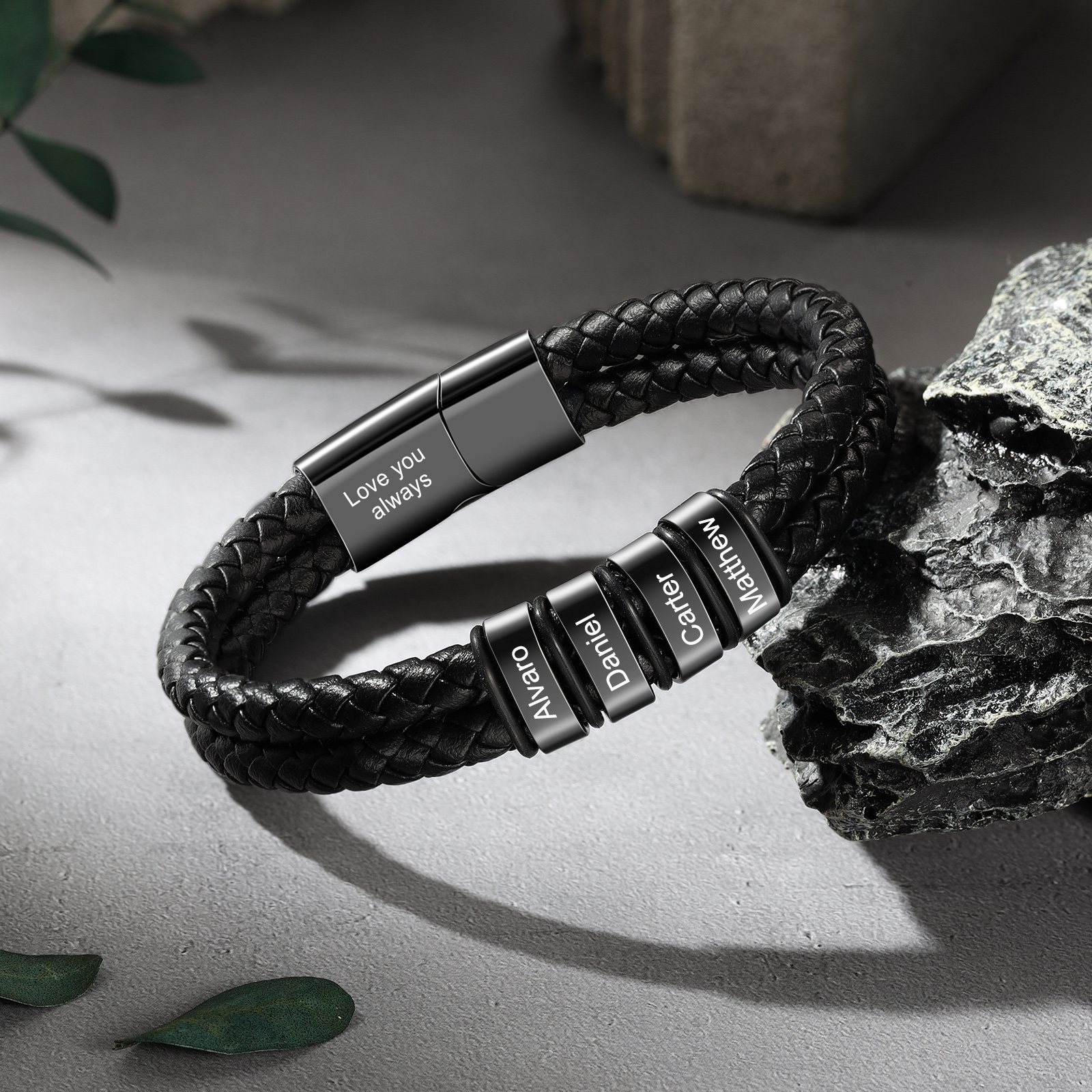 Personalised Men Bracelet with 4 Names & 1 Text - Custom Gift for Him | Jessemade