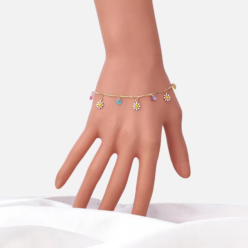 Daisy & Crystal Charm Gold Bracelet – Cute Summer Dainty Flower Chain for Girls/Women | Jessemade