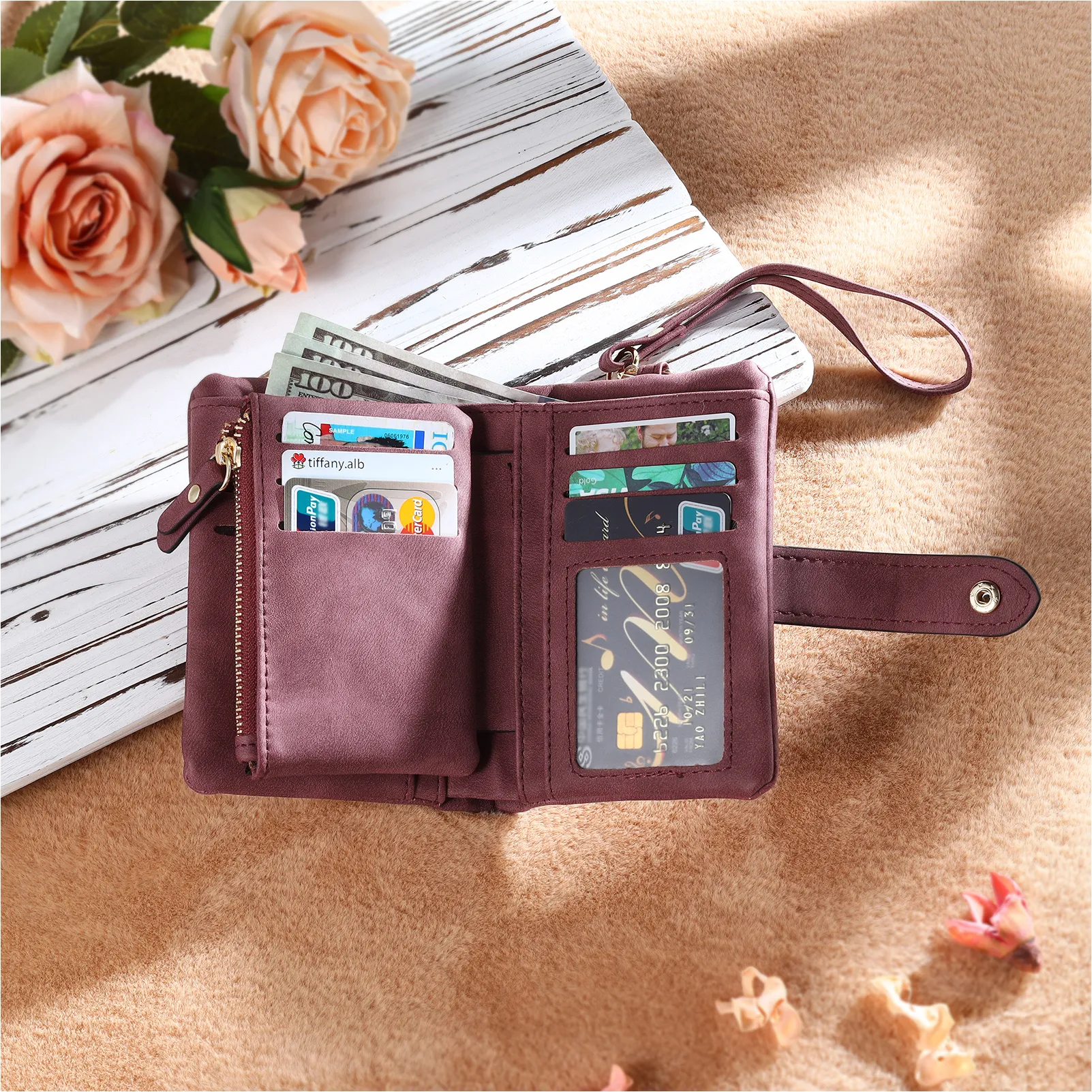 Personalised Women Wallet Custom With 2-12 Names and Birth Flower Wallet Gift for Mum/Nan | Jessemade