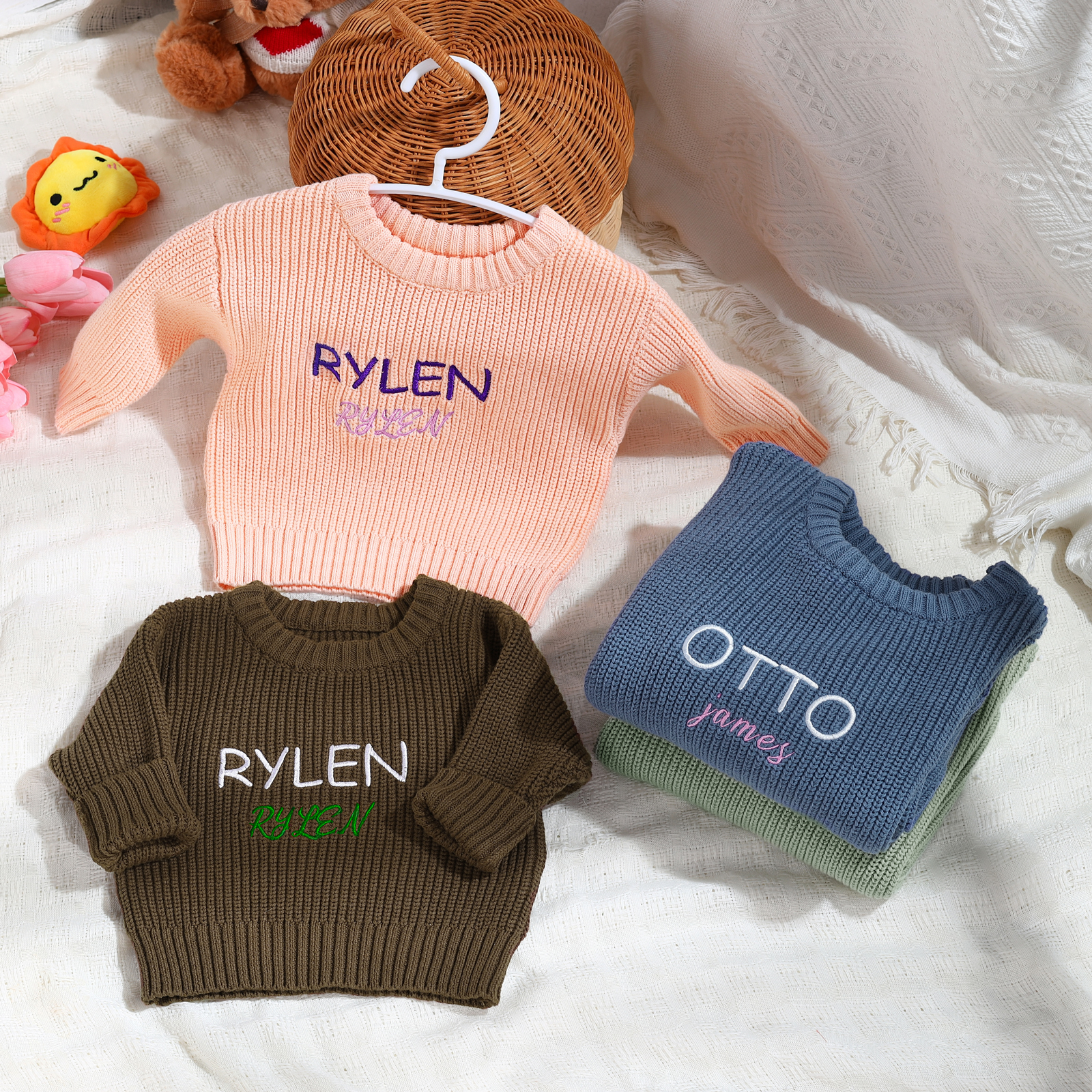 Personalised Kids Sweater Custom Knit Sweater with 1 Name Hand Embroidered Oversized Sweater Chunky Knit Name Jumper Newborn Baby Toddler Kids gift