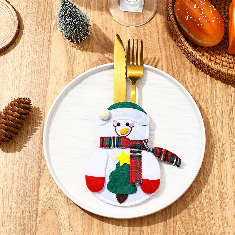 Christmas Cutlery Holders Set Festive Table Decoration for Kids and Family Gatherings