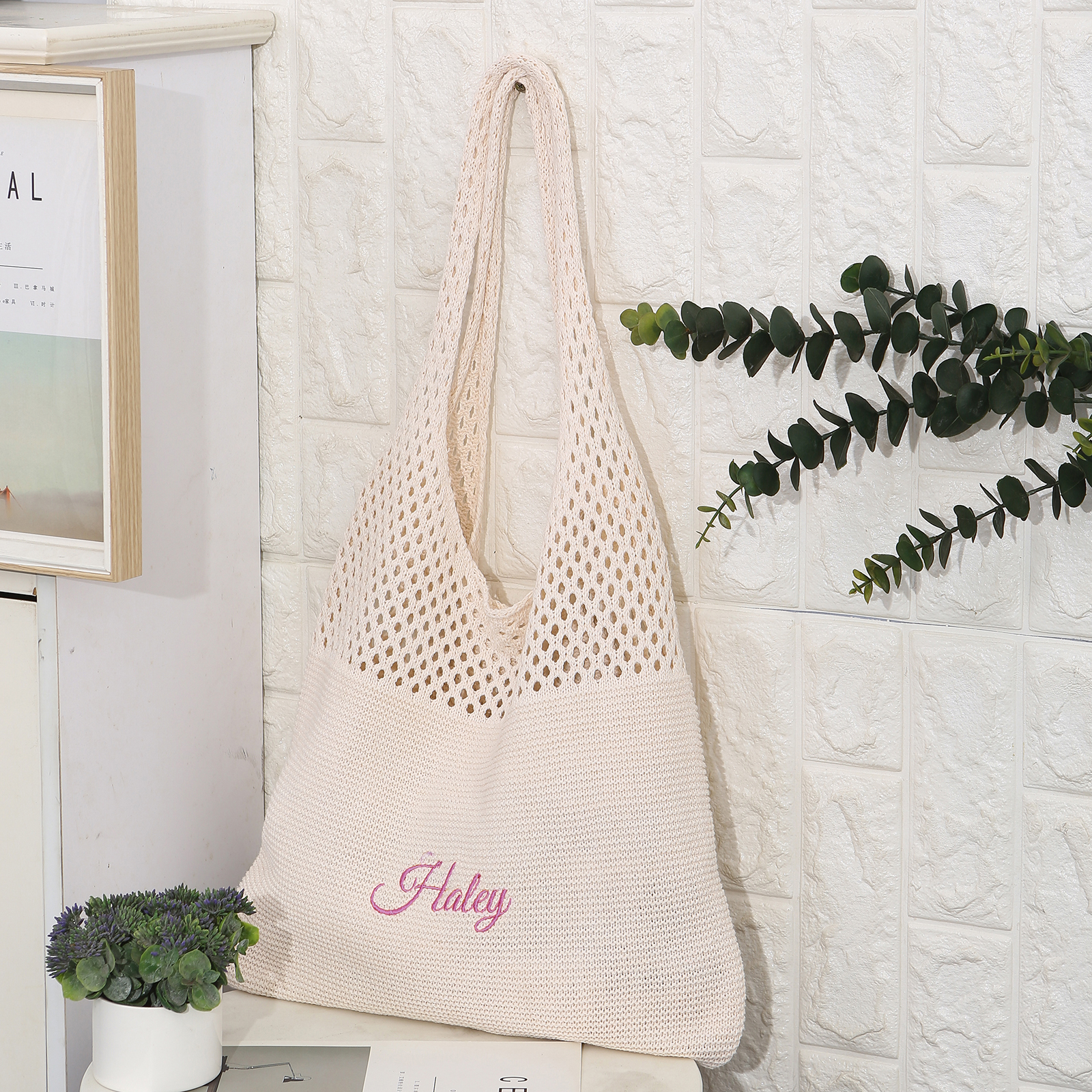 Personalised Women’s Casual Shoulder Bag with 1 Name Hollow Knitting Handbag for Daily Shopping