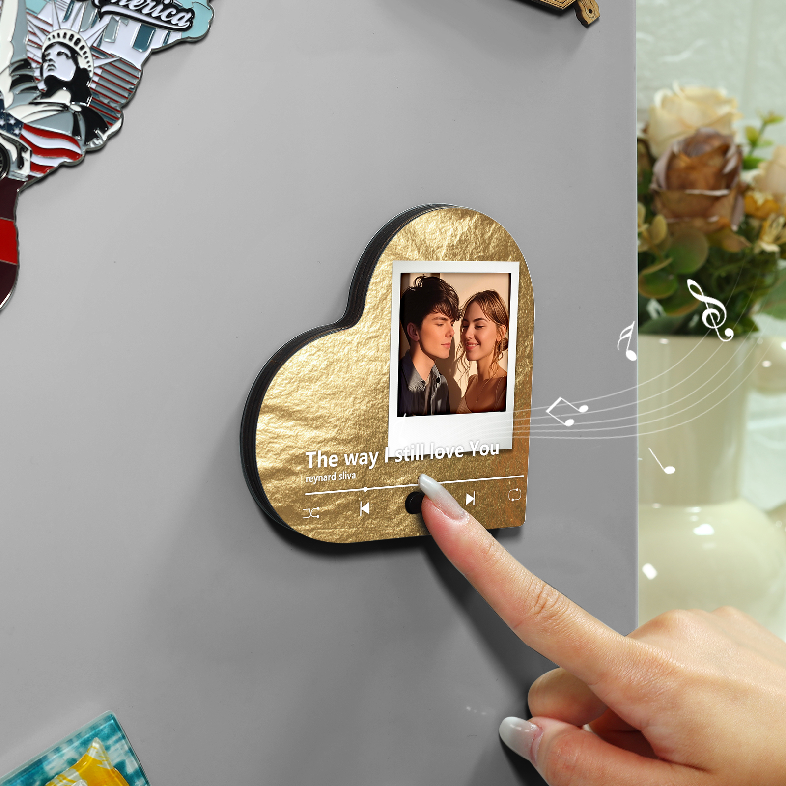 Personalised Music Player with Photo Flowing Gold Heart-Shaped Magnet Gift for Couple