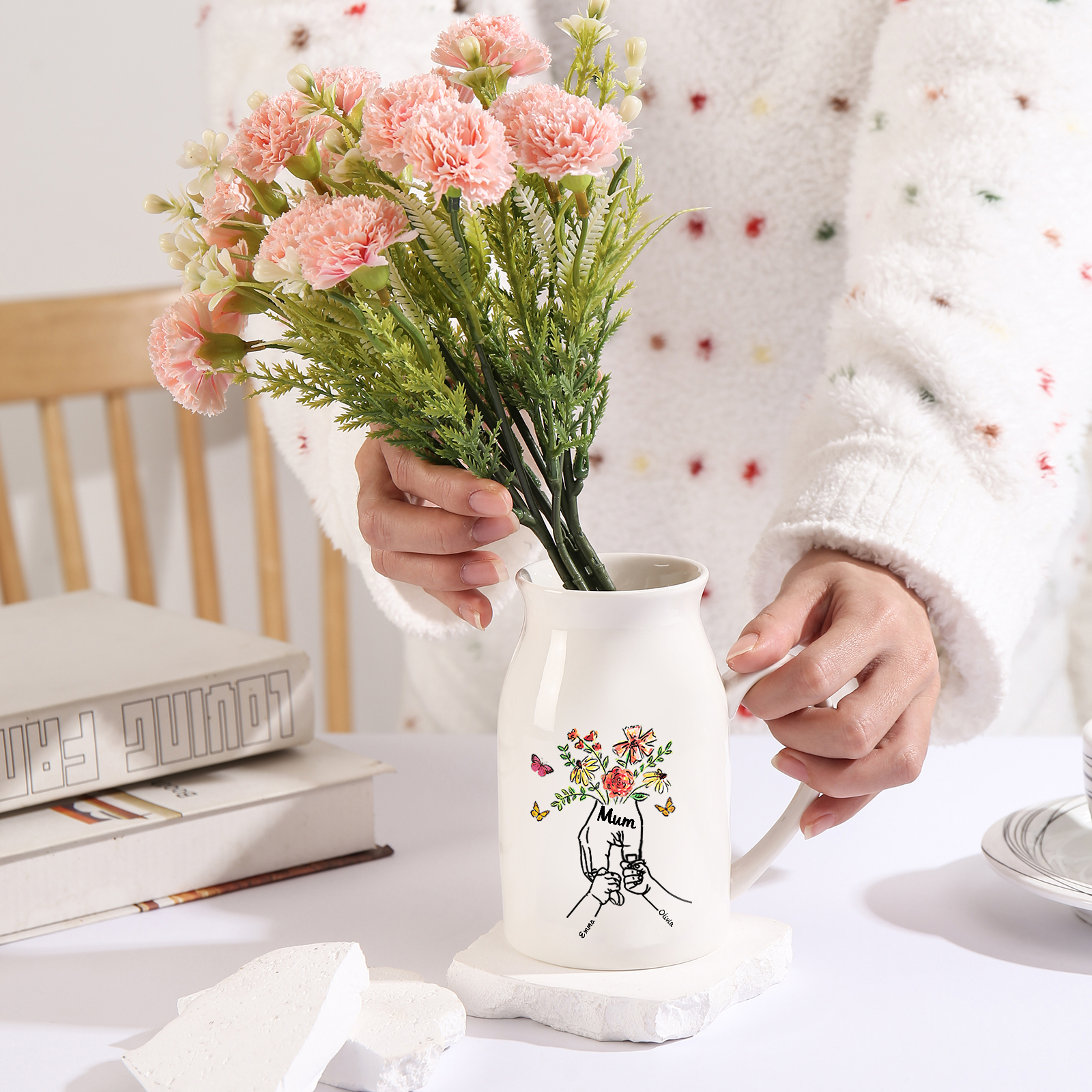 Personalised Ceramic Vase Custom 2 Names and 1 Text Vase Hand in Hand Mother's day Gift | Jessemade