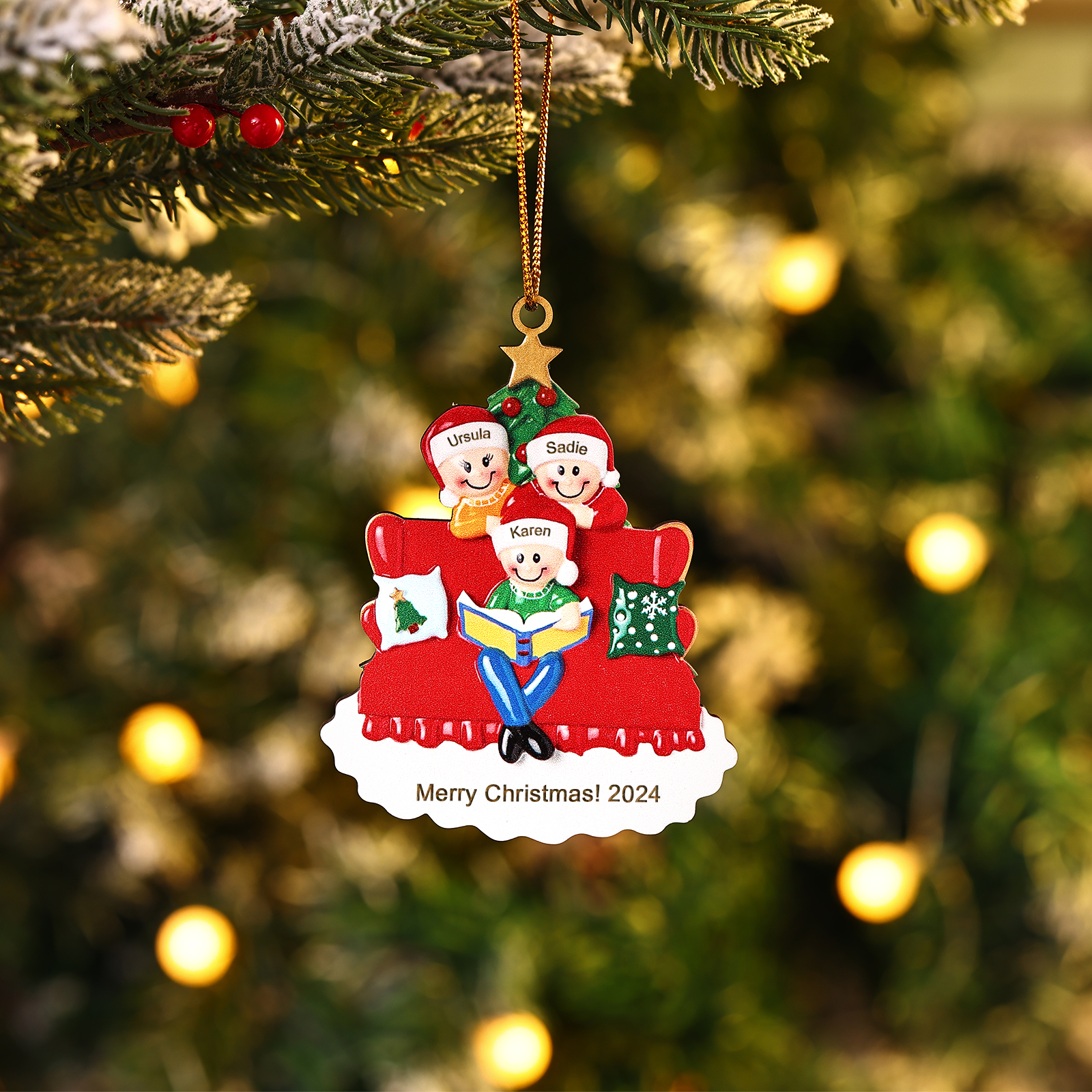 Personalised Christmas Ornament with 3 Names & Year A Heartwarming Gift for Family