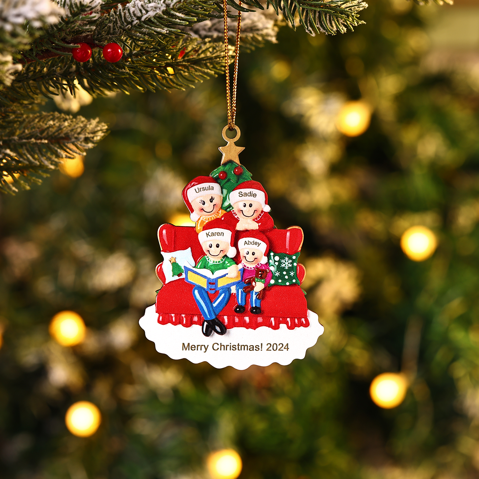 Personalised Christmas Ornament with 4 Names & Year A Heartwarming Gift for Family