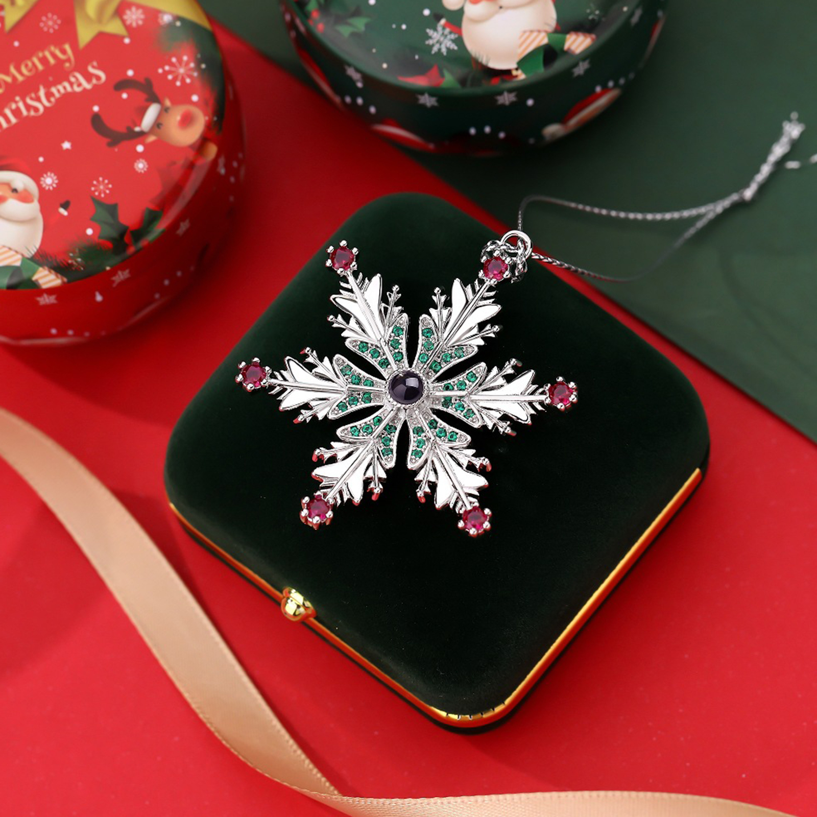 Personalised Christmas Tree Ornaments with Photo Projection Hanging Snowflake Gifts For Family/Friends