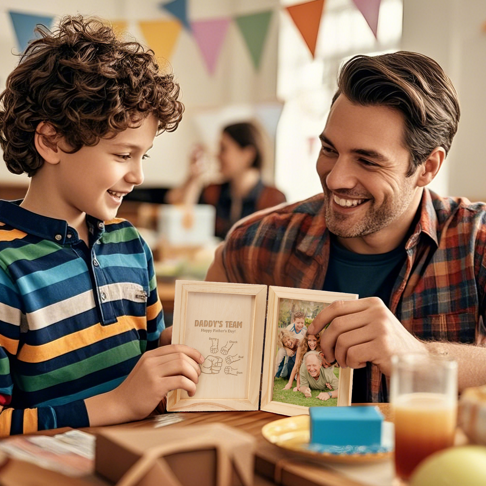 5 Names Personalised Wooden Frame with Photo and Date - Father’s Day Gift | Jessemade