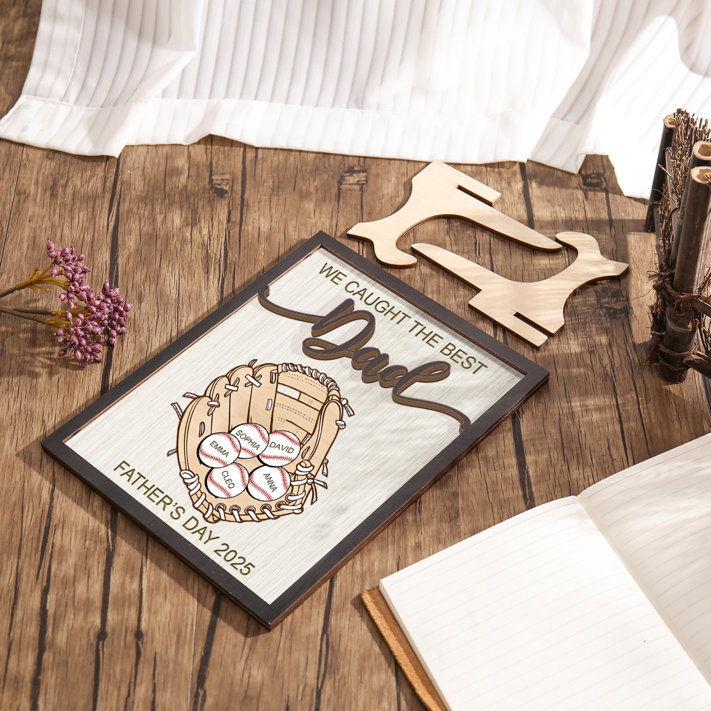 Personalised Wooden Plaque – “We Caught the Best Dad” Baseball Design 2 Texts & 5 Names | Jessemade