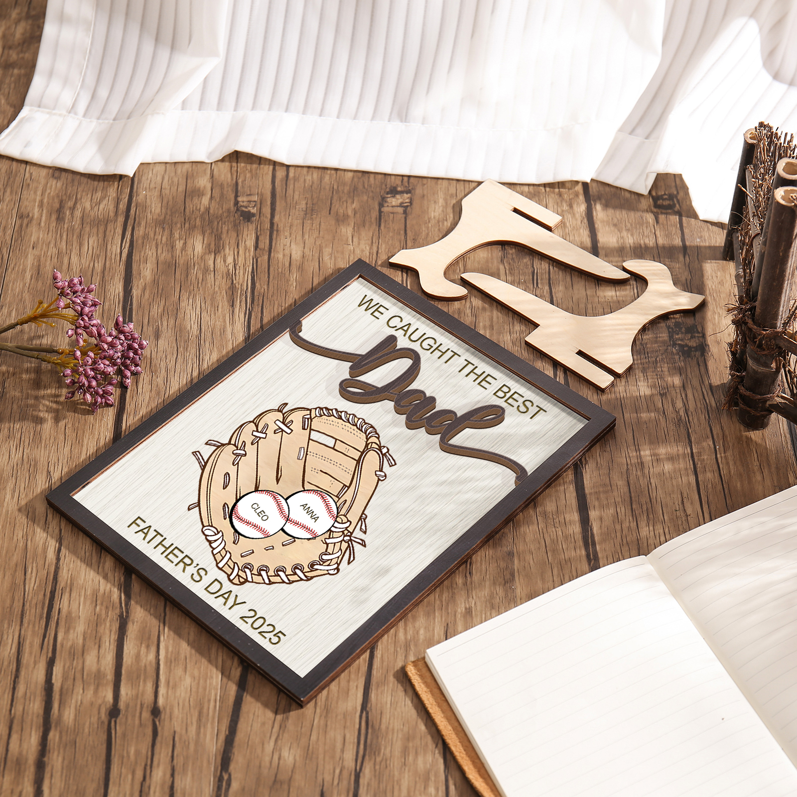 Personalised Wooden Plaque – “We Caught the Best Dad” Baseball Design 2 Texts & 2 Names | Jessemade