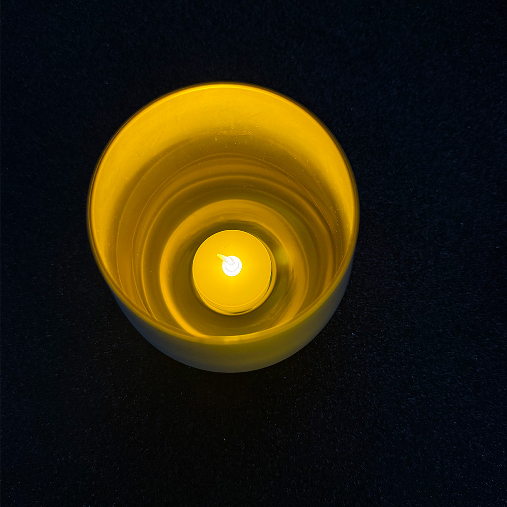 Personalised Glass Candle Holder with Fist Bump, Customisable with 1–8 Kids’ Names and Fists for Dad/Grandad