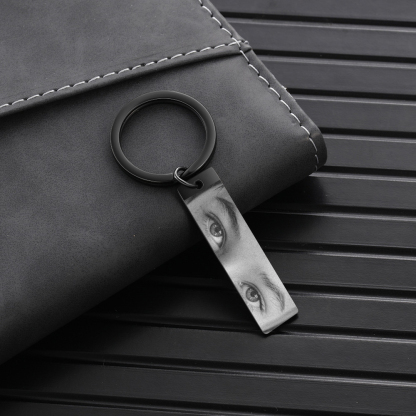 Personalised Keyring with 1 Photo Customised Keychain Eyes