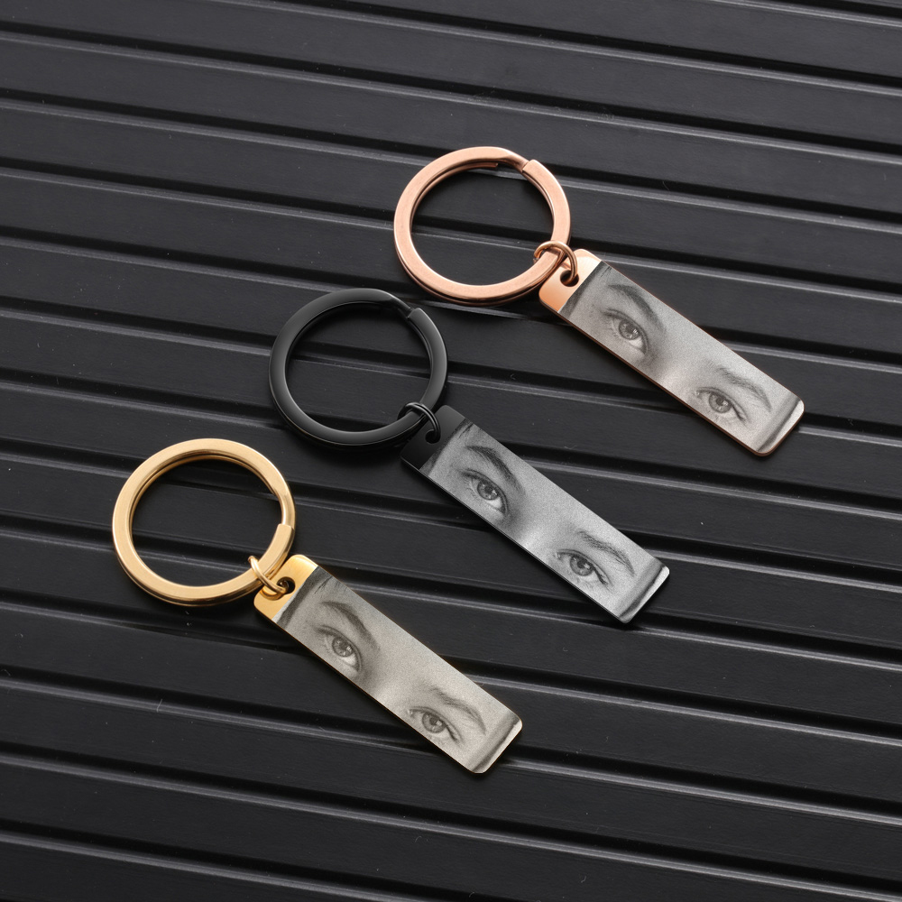 Personalised Keyring with 1 Photo Customised Keychain Eyes