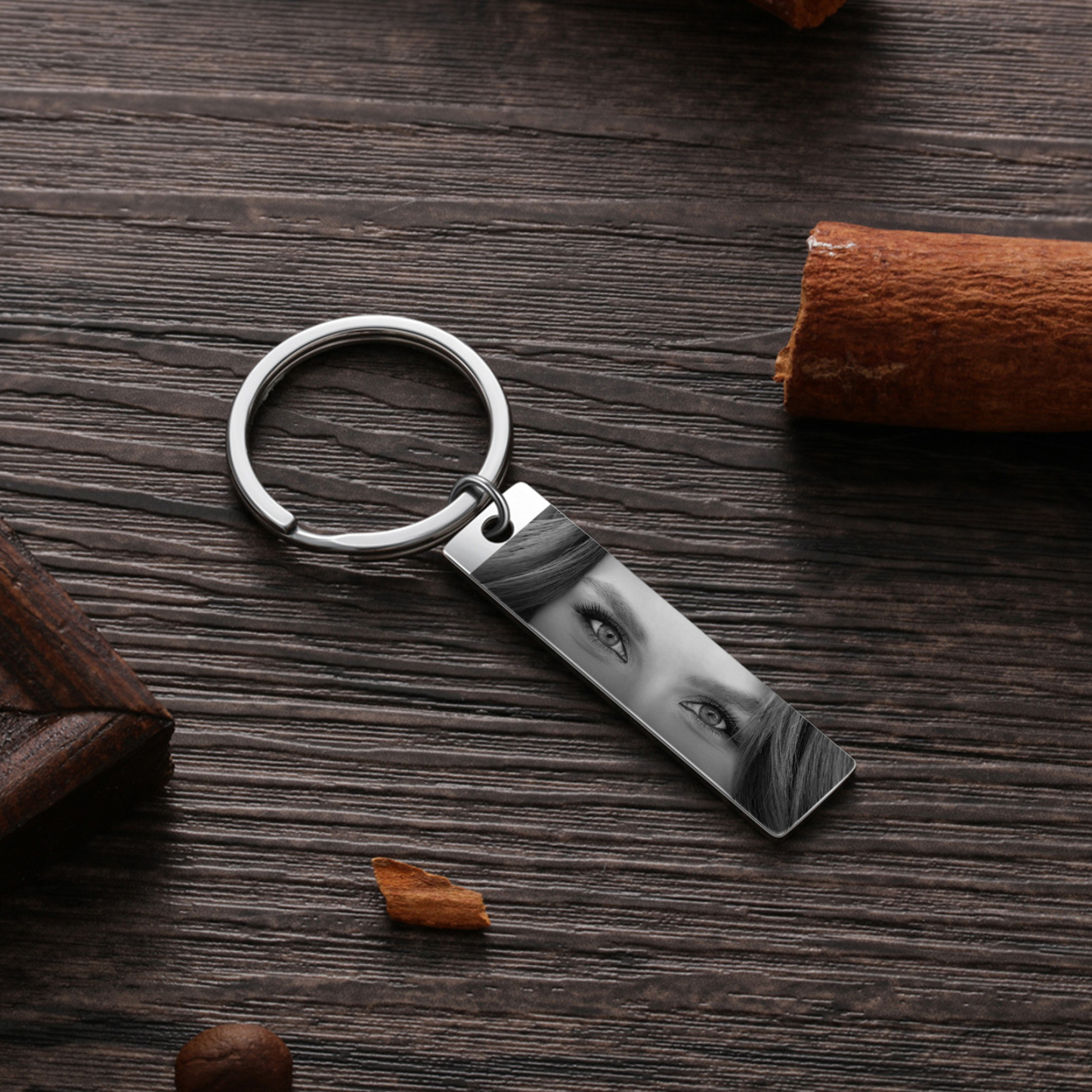 Personalised Keyring with 1 Photo Customised Keychain Eyes