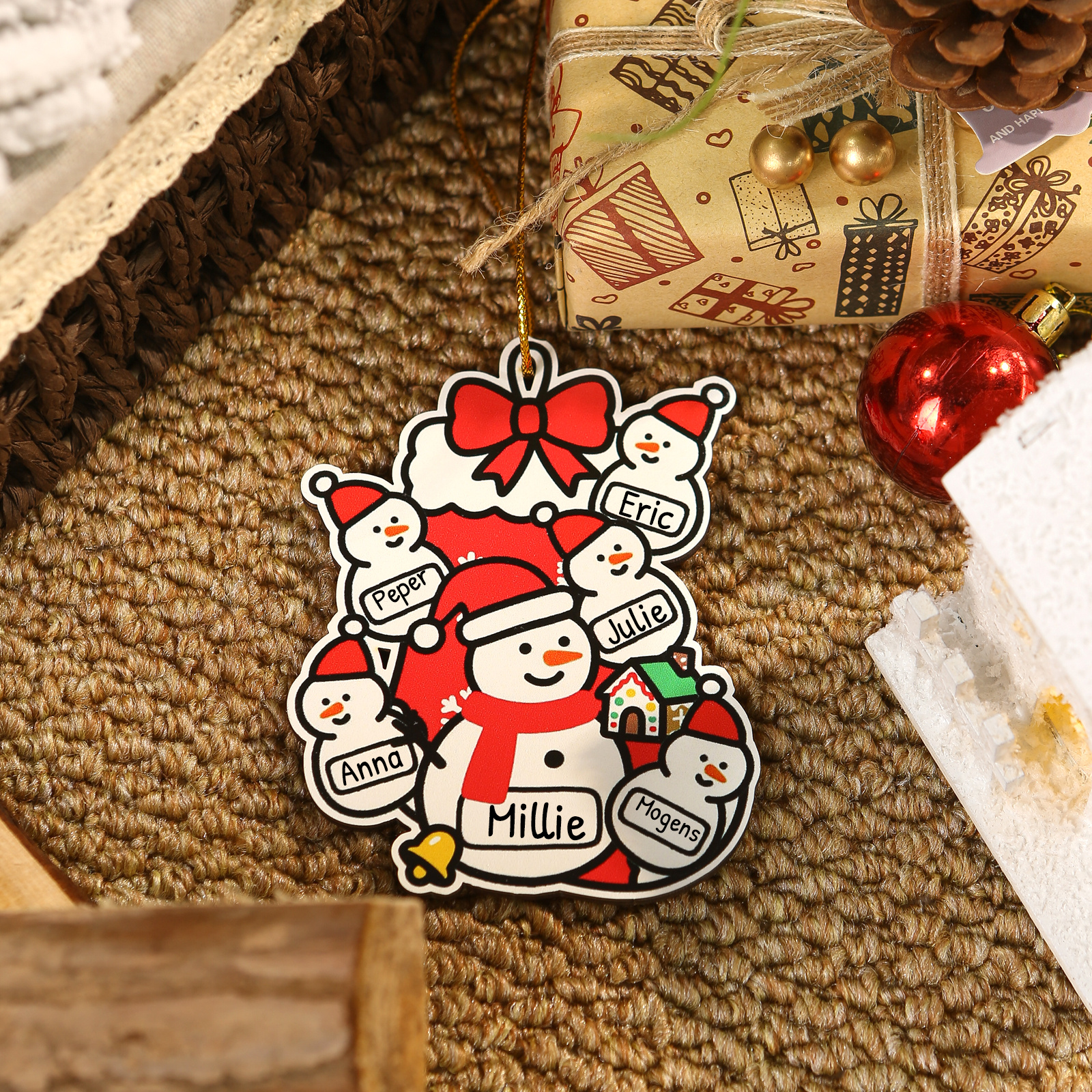 Personalised  Wooden Christmas Tree Decoration Snowman Family Tree Ornament