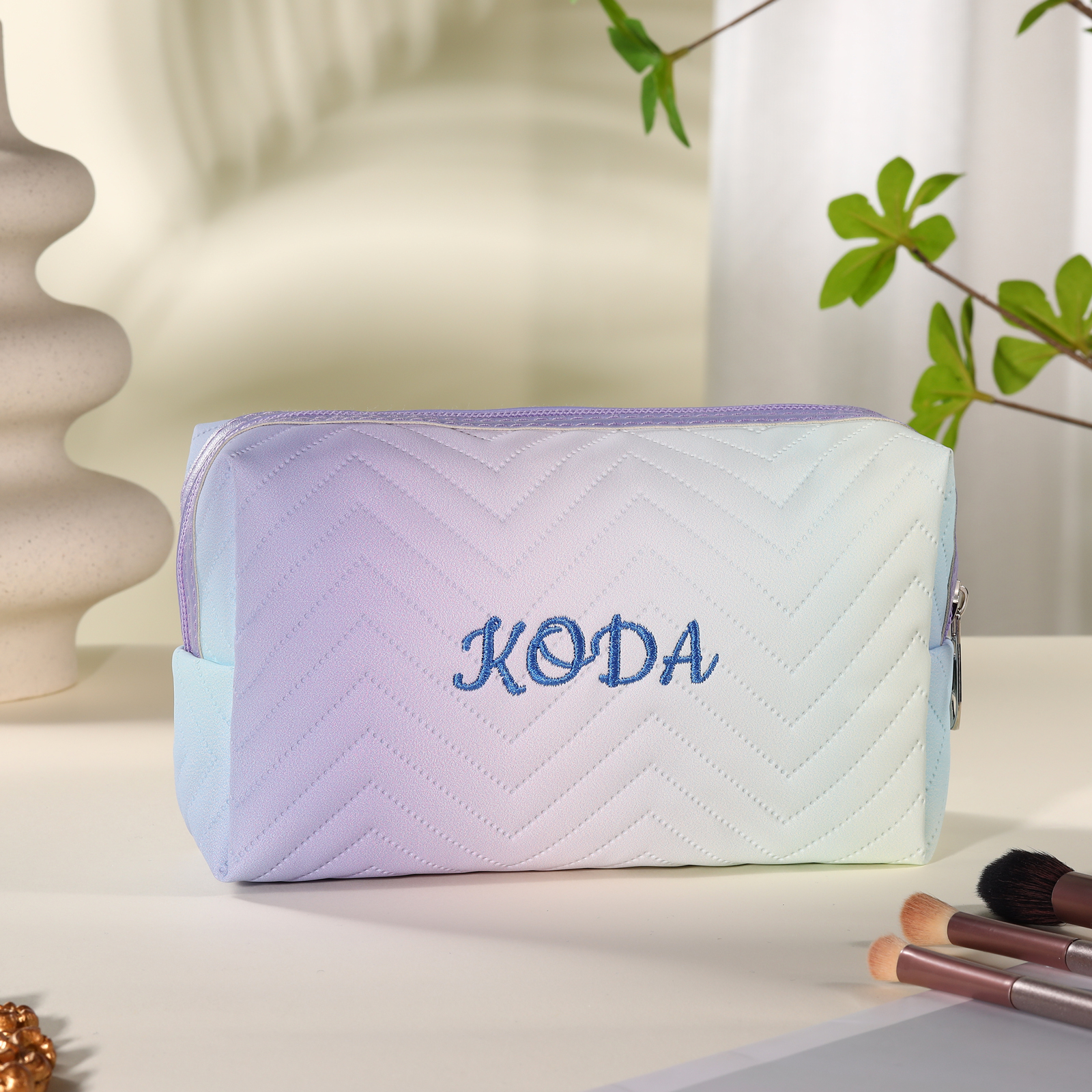 Personalised Embroidered Makeup Bag Teen Girls Small Travel Makeup Bag Zipper Bag Cosmetic Bag Waterproof Cute Rainbow Pink Gradient Makeup Bag