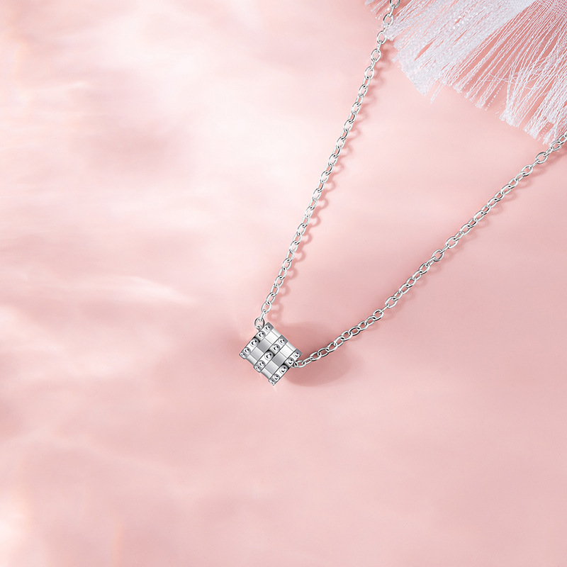 Minimalist Silver Pendant Necklace – Modern Stainless Steel Jewelry for Women | Jessemade