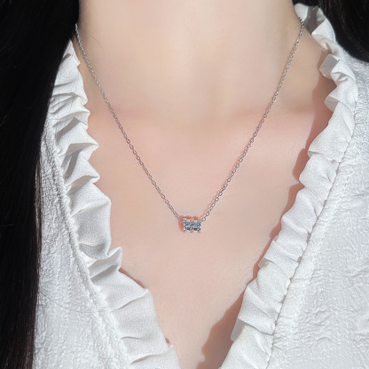 Minimalist Silver Pendant Necklace – Modern Stainless Steel Jewelry for Women | Jessemade