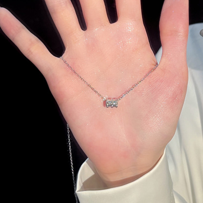 Minimalist Silver Pendant Necklace – Modern Stainless Steel Jewelry for Women | Jessemade