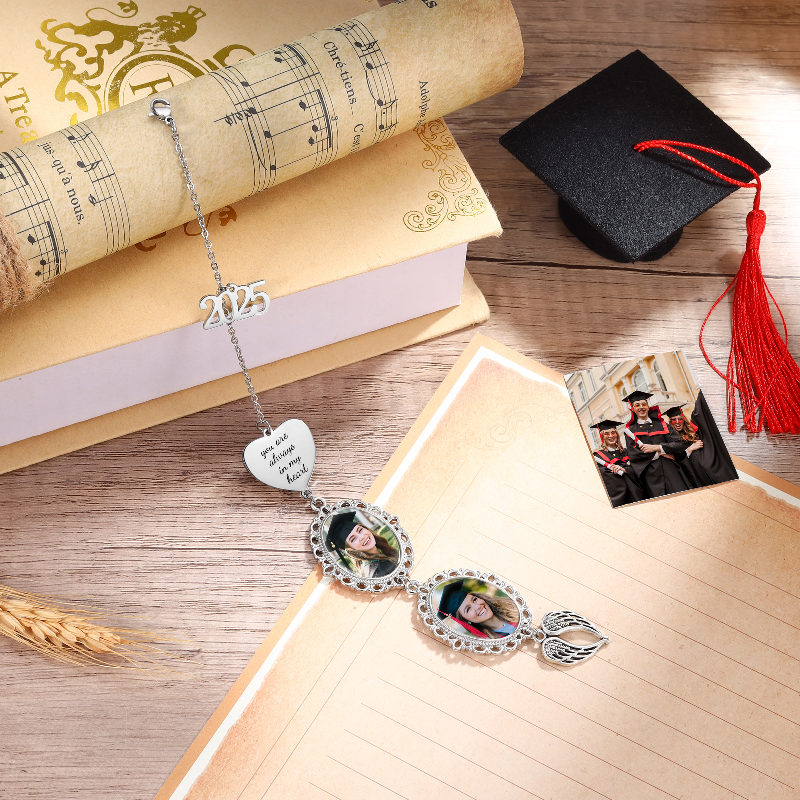 Personalised 2025 Graduation Hanging Ornament with 2 Custom Photos and Text – Gift for Graduates | Jessemade
