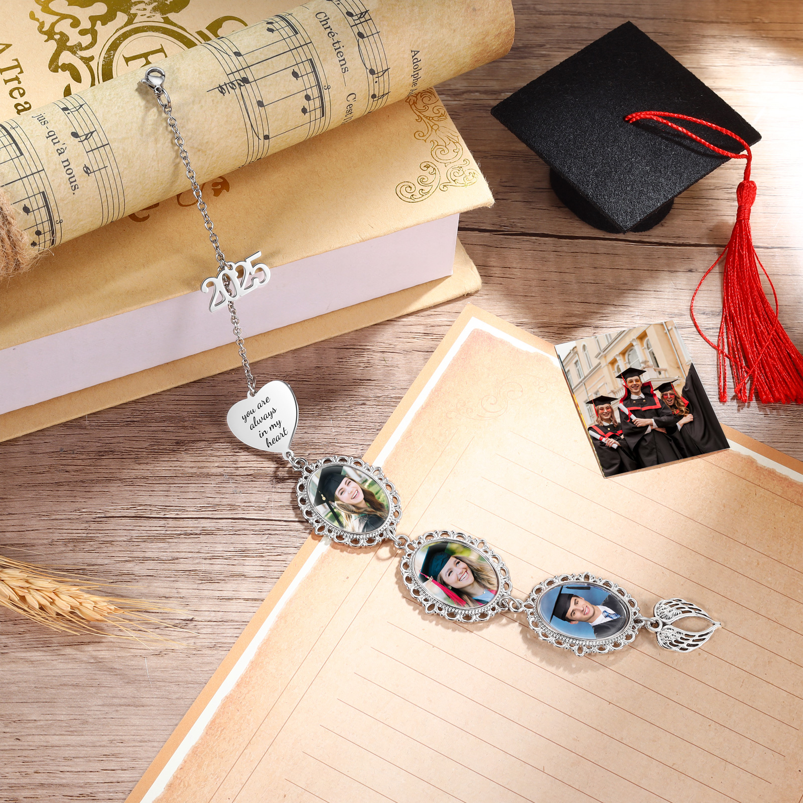 Personalised 2025 Graduation Hanging Ornament with 3 Custom Photos and Text – Gift for Graduates | Jessemade