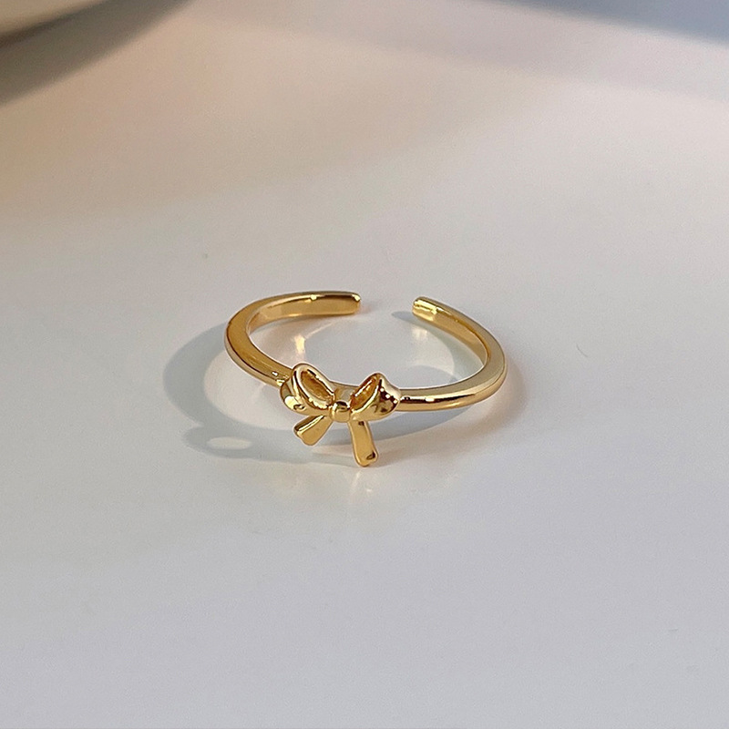 Gold Bow Adjustable Ring – Dainty Gift for Women, Girls or Loved Ones | Jessemade