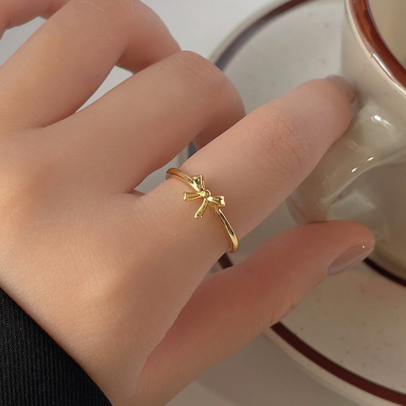 Gold Bow Adjustable Ring – Dainty Gift for Women, Girls or Loved Ones | Jessemade