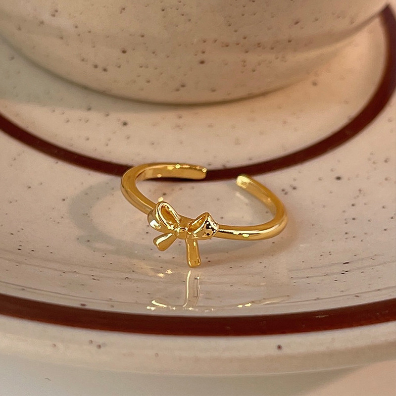 Gold Bow Adjustable Ring – Dainty Gift for Women, Girls or Loved Ones | Jessemade