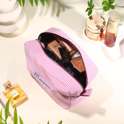 Striped Embroidered Cosmetic Case Personalised Name Makeup Bag Preppy Toiletry Pouch Seersucker Makeup Bag Bridal Sorority Gifts