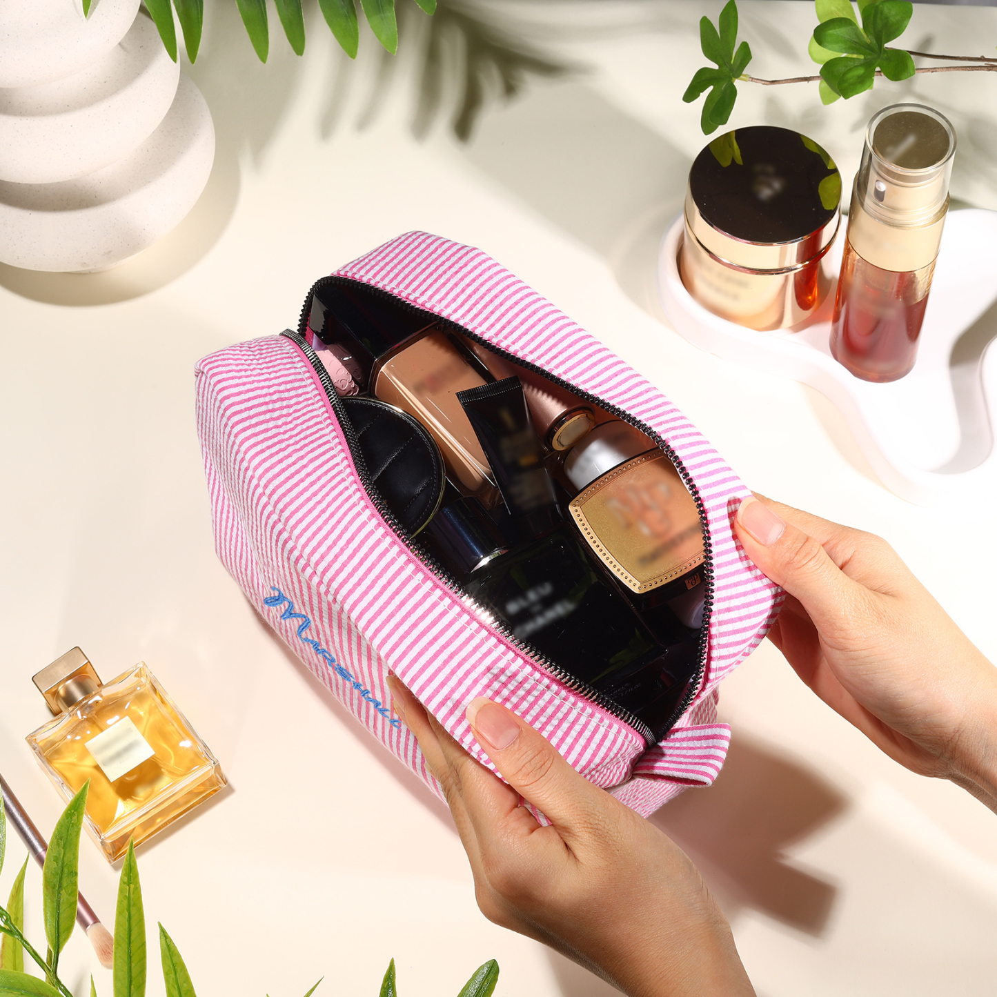 Striped Embroidered Cosmetic Case Personalised Name Makeup Bag Preppy Toiletry Pouch Seersucker Makeup Bag Bridal Sorority Gifts