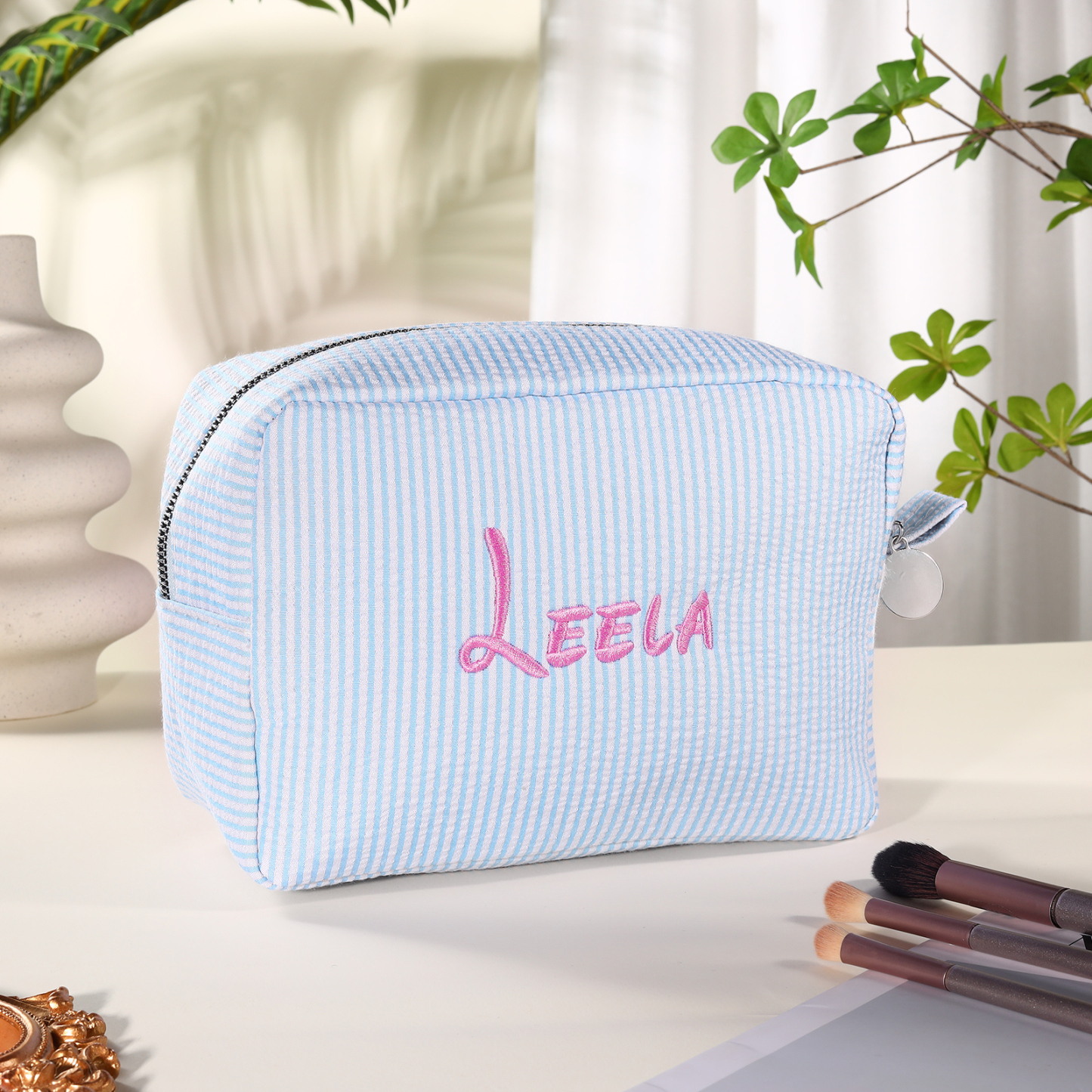 Striped Embroidered Cosmetic Case Personalised Name Makeup Bag Preppy Toiletry Pouch Seersucker Makeup Bag Bridal Sorority Gifts