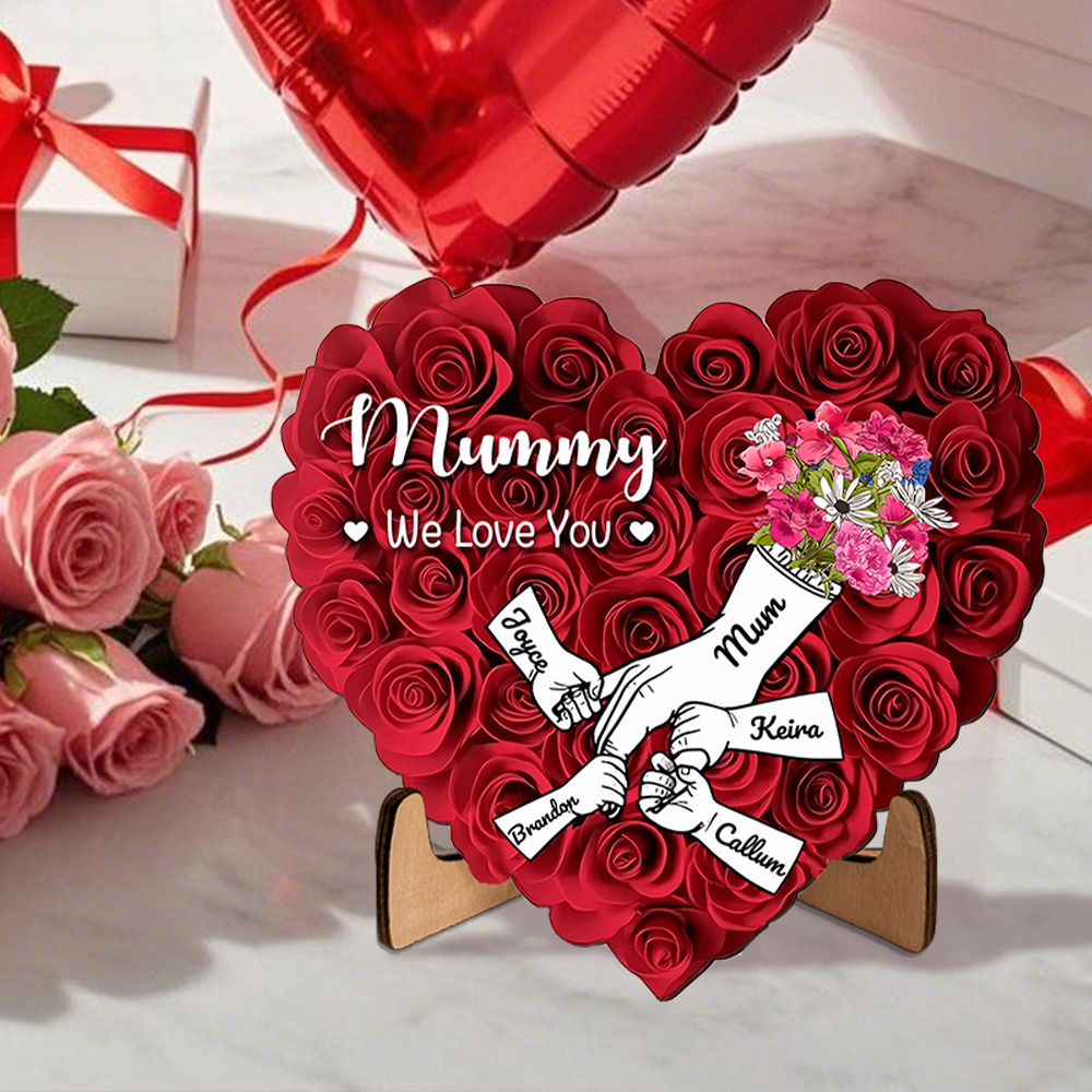 Personalised Heart-Shaped Wooden Plaque – Gift with 2 to 7 Names for Mum or Nanna