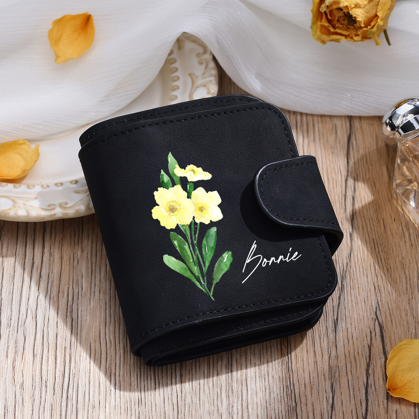 1 Name Personalised Birth Flower Women's Wallet - Custom Purse for Mum | Jessemade