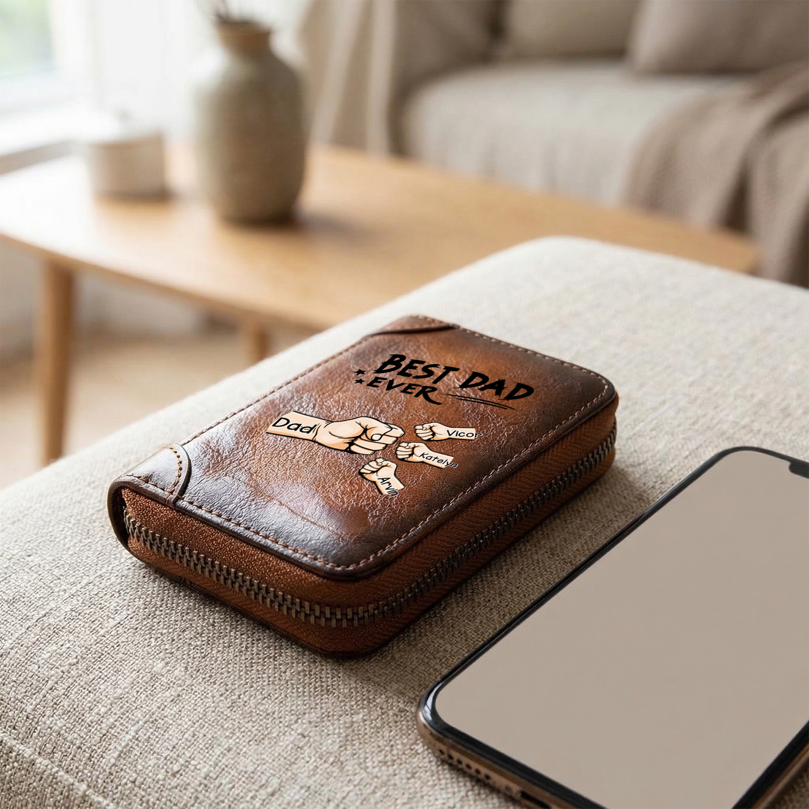 Personalised Genuine Leather Card Holder with 1–6 Names and Fist Bumps, Zipped Wallet for Dad/Grandad