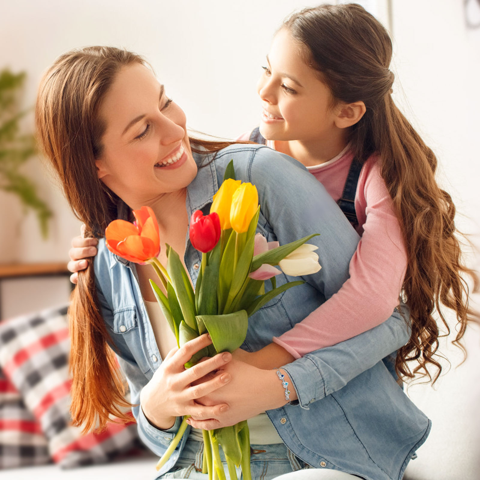 3 Colours Available Personalised Linked Heart Bracelet with 6 Custom Names Birthstones & Text Perfect Birthday Gift for Her