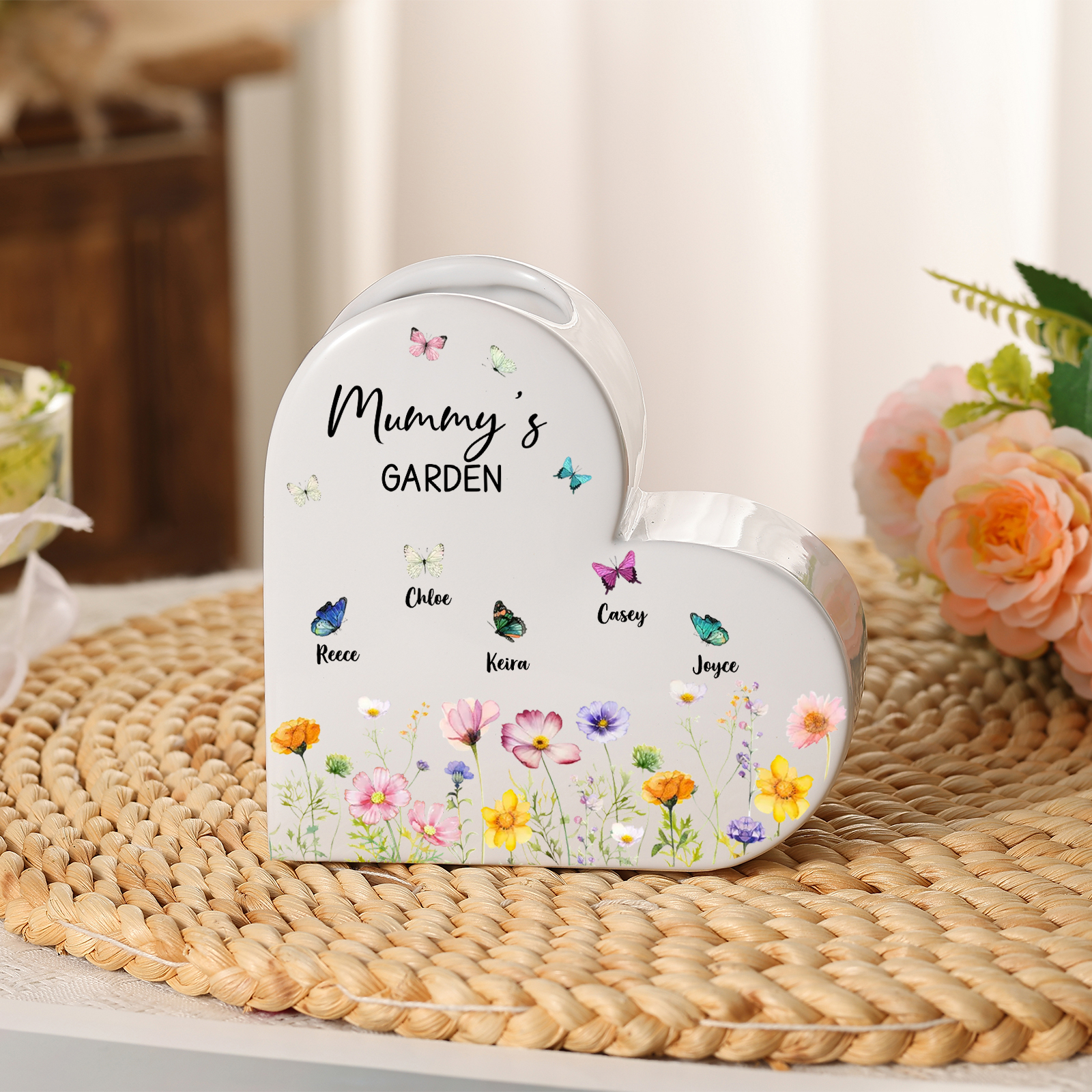 Personalised Ceramic Heart Vase with 1–10 Names and Butterflies for Mum or Grandma