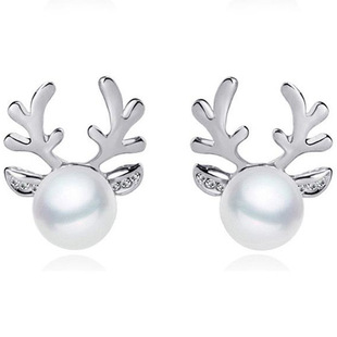 Reindeer Pearl Necklace and Earrings Set Perfect Christmas Gift-Jessemade AU