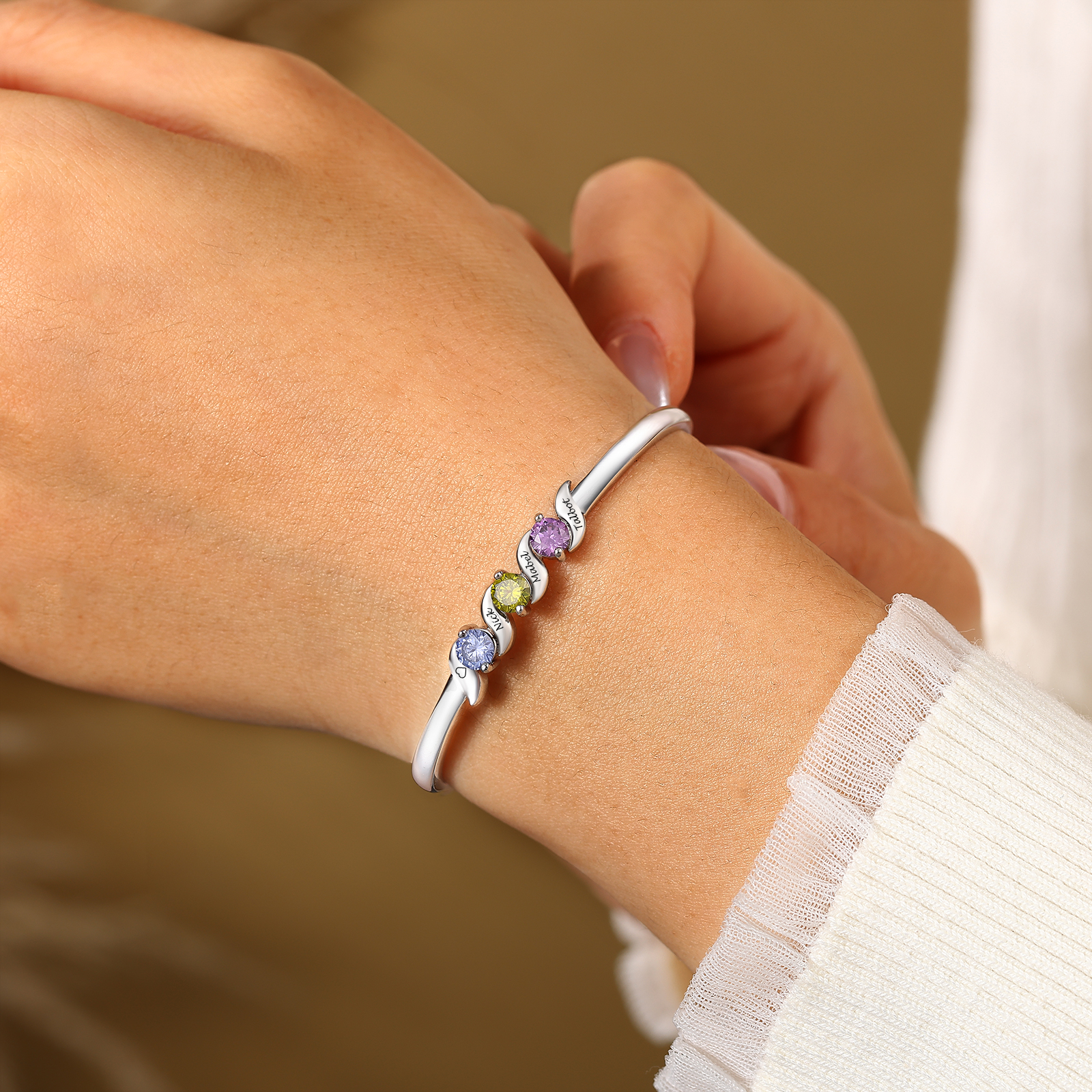 Personalised Women’s Birthstone Bangle Family Bracelet Customised with 1–5 Names and Stones