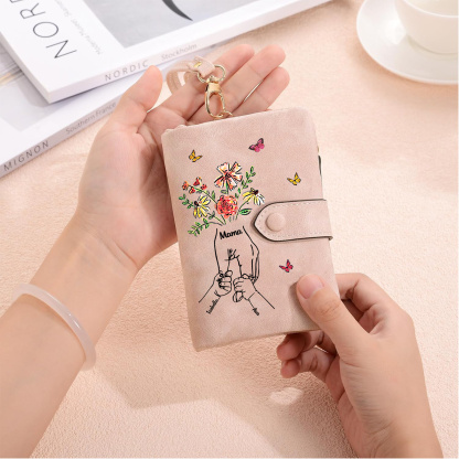 Personalised Wallet with flowers and a hand-in-hand design, with 3 to 6 names – for Mum/Grandma