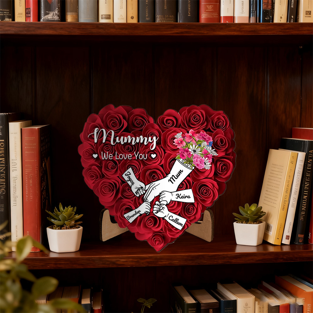 Personalised Heart-Shaped Wooden Plaque – Gift with 2 to 7 Names for Mum or Nanna