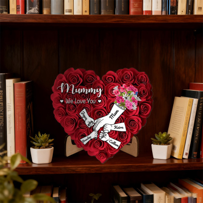 Personalised Heart-Shaped Wooden Plaque – Gift with 2 to 7 Names for Mum or Nanna