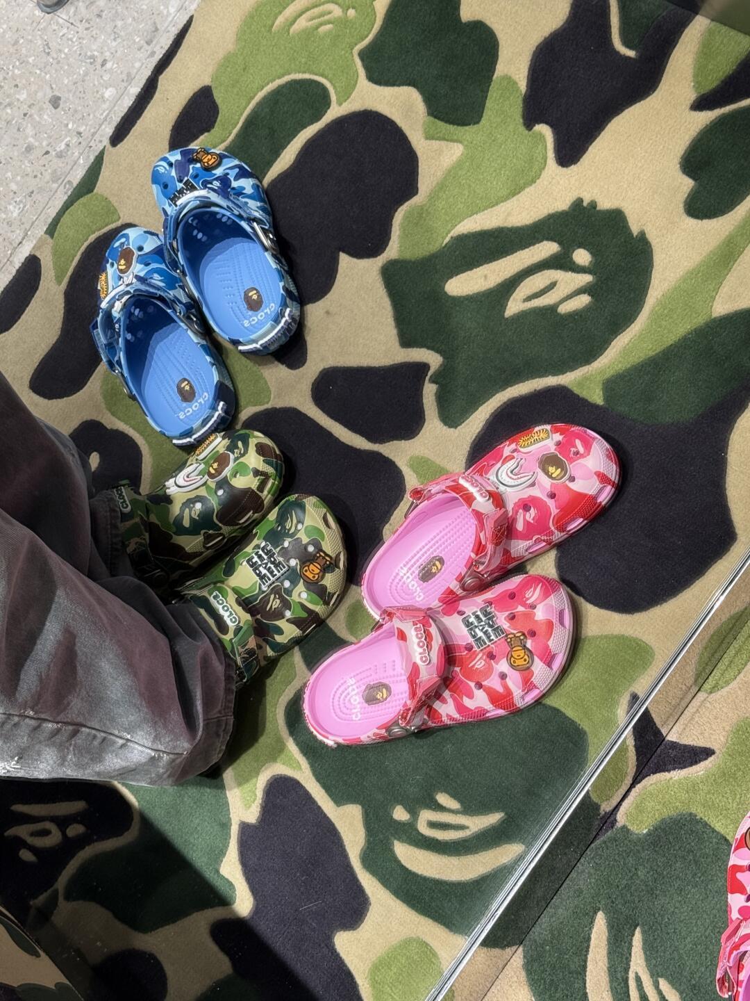 Crocs×Bape 洞洞鞋