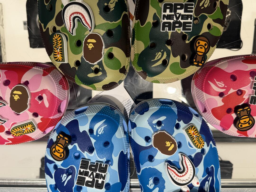 Crocs×Bape 洞洞鞋