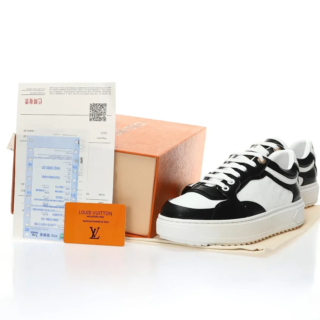 LOuIS VUITTON Time Out