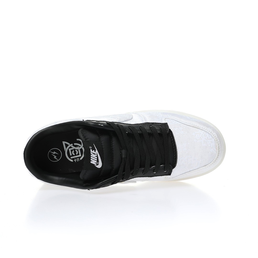 Fragment Design x Dunk
