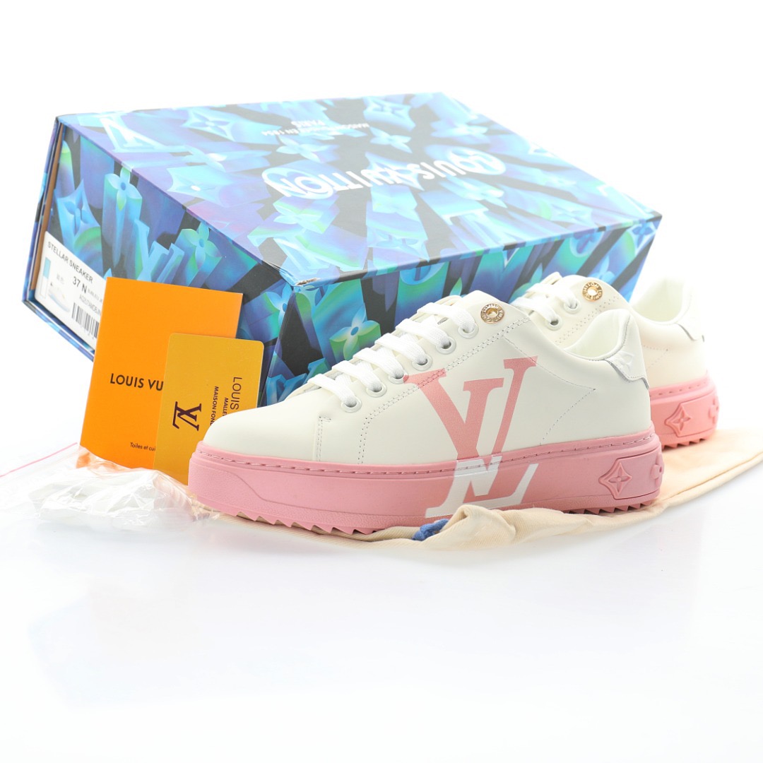 LOuIS VUITTON Time Out