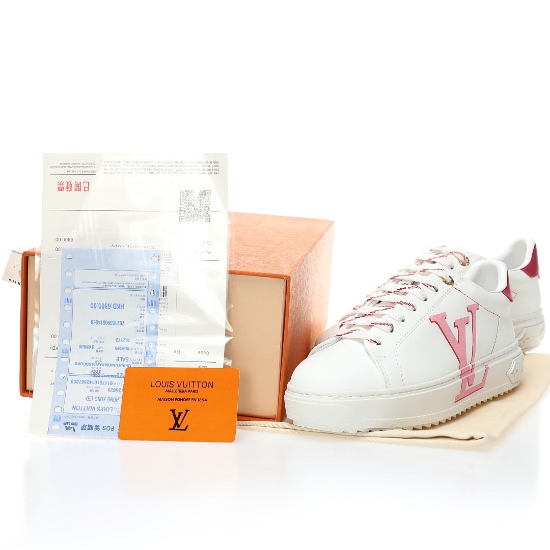 LOuIS VUITTON Time Out