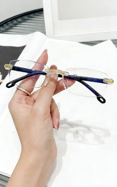 แว่นสายตายาวมัลติโฟกัสอัจฉริยะ - เลนส์ปรับโฟกัสอัตโนมัติ มองชัดทุกระยะ ใกล้-กลาง-ไกล ดีไซน์พรีเมียมเบาสบาย