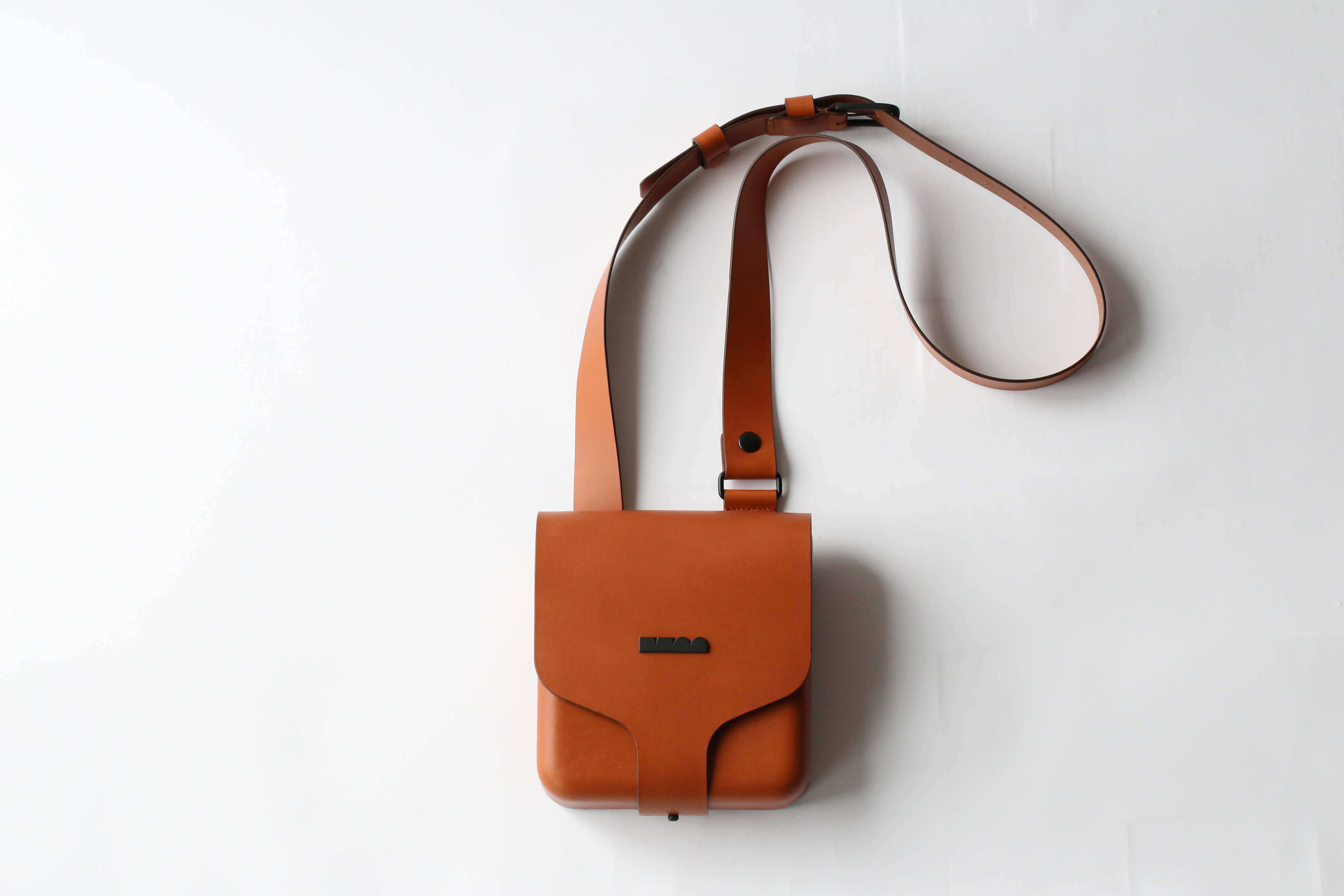 バルテア ショルダーバッグ（スクエア）