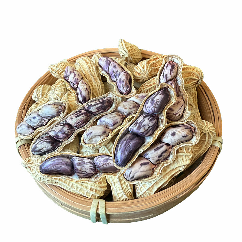 七彩花生，果仁飽滿營養高，咬下去鹹香酥脆越嚼越香，鹹香適中不油膩